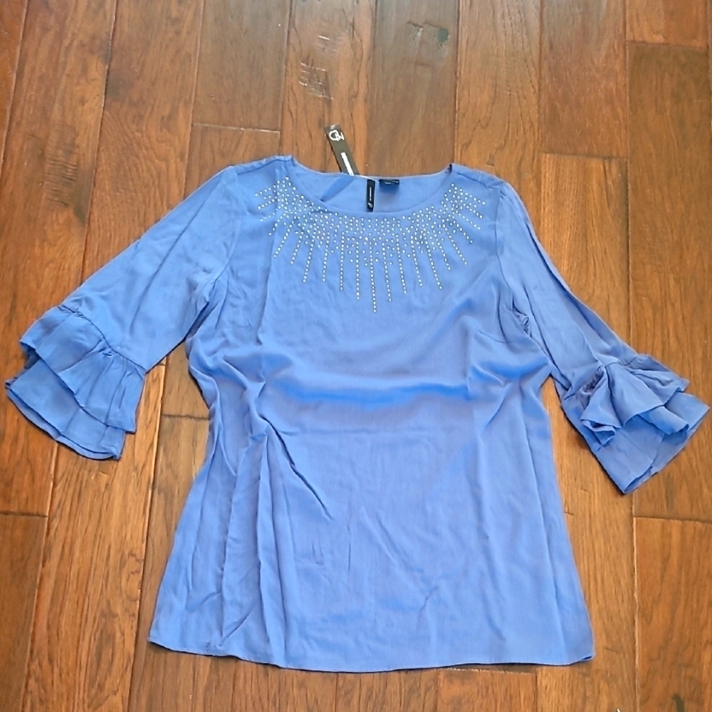 NWT New Directions Women's Top with Ruffled 3/4 length sleeves size Medium